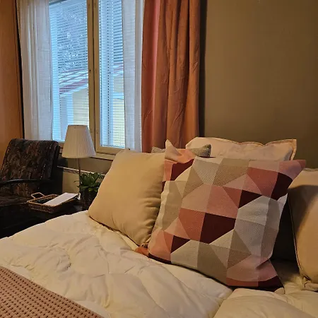公寓 Cosy Near By Ideapark Lempäälä